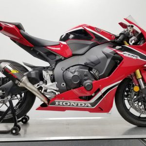 Graves motorsports full titanium exhaust system - carbon silencer 200mm CBR1000RR 17-25 EXH-17CB1-FTC