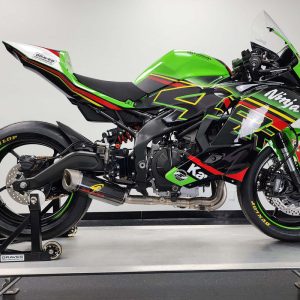 Graves Works Carbon Low Mount Full Exhaust System For Zx-4rr 2023 -2025 Exk-23zx4-Ftcw