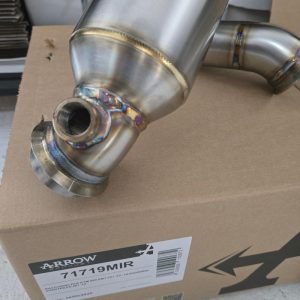 Arrow Central Link Pipe for KTM 890 SMT 2024/2025 Svartpilen 801 ’24/25/ Oxygen sensor plug incudes